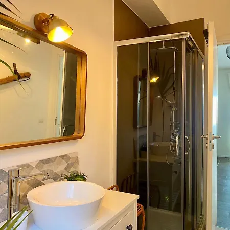 Apartment House Of Palms Aci Castello
